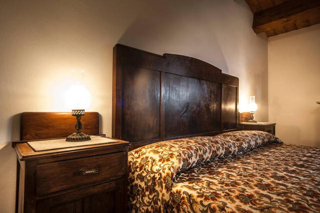Agriturismo Miracco Atanasio Franco "Il Maniero" Santa Sofia d'Epiro Buitenkant foto