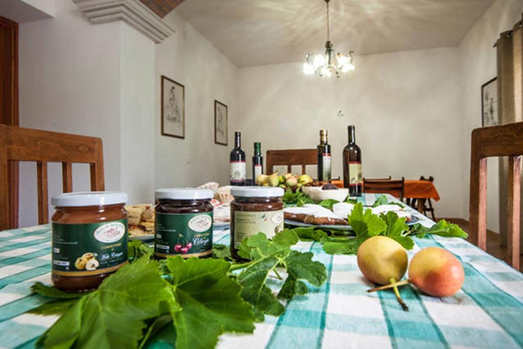 Agriturismo Miracco Atanasio Franco "Il Maniero" Santa Sofia d'Epiro Buitenkant foto